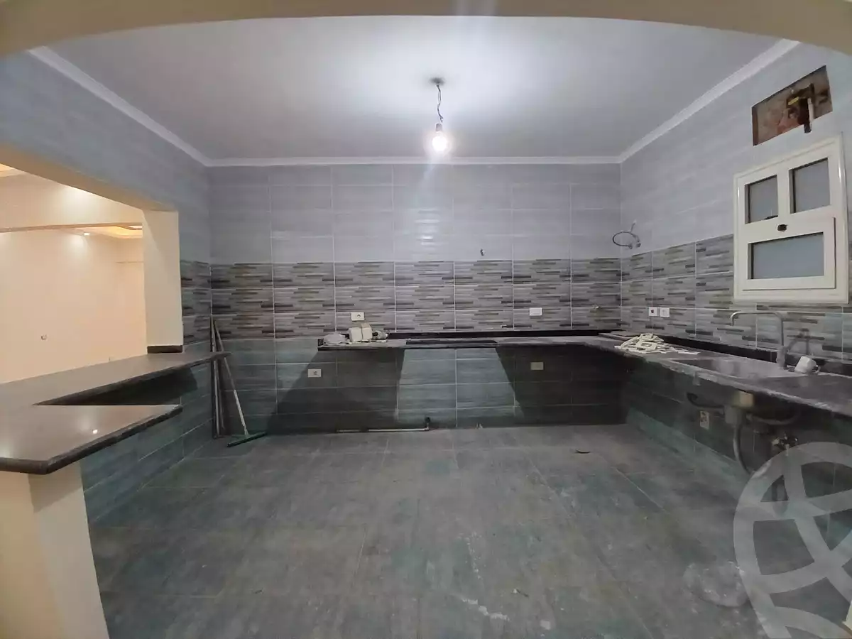 https://aqarmap.com.eg/en/listing/5220409-for-sale-alexandria-lauran-shaarawy-st