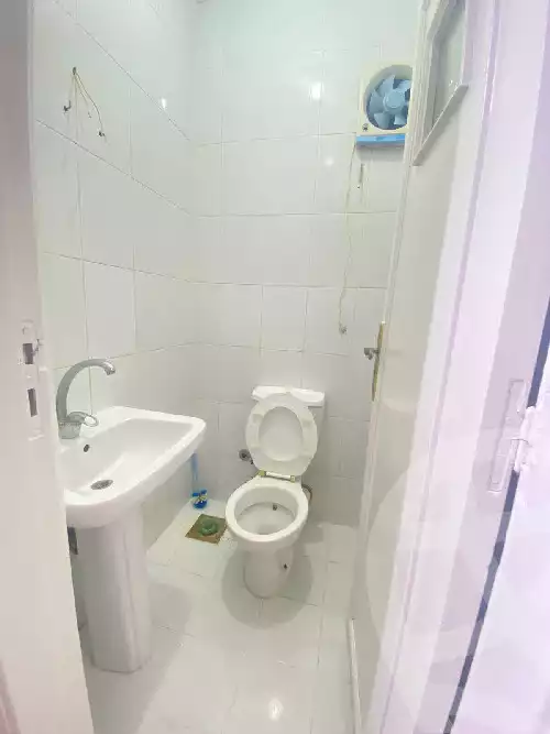 https://aqarmap.com.eg/en/listing/5226619-for-rent-cairo-new-cairo-el-ahyaa-third-neighborhood-street-16