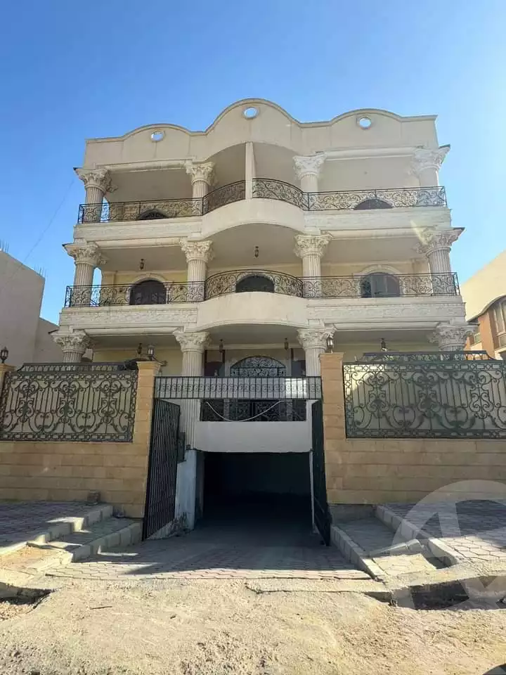 https://aqarmap.com.eg/en/listing/5228272-for-sale-cairo-el-shorouk-lhy-lwl-shrq