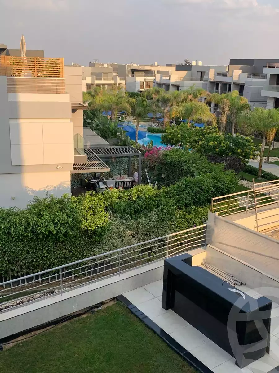 https://aqarmap.com.eg/ar/listing/5231668-for-sale-cairo-el-sheikh-zayed-city-compounds-el-patio-zahraa