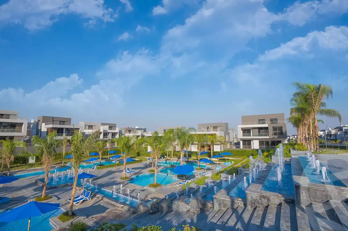 https://aqarmap.com.eg/ar/listing/5231668-for-sale-cairo-el-sheikh-zayed-city-compounds-el-patio-zahraa