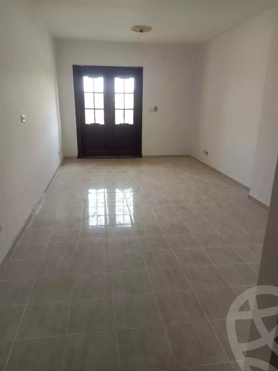 https://aqarmap.com.eg/en/listing/5246718-for-rent-cairo-new-cairo-lrhb-city-phase-5-talaat-mostafa-st