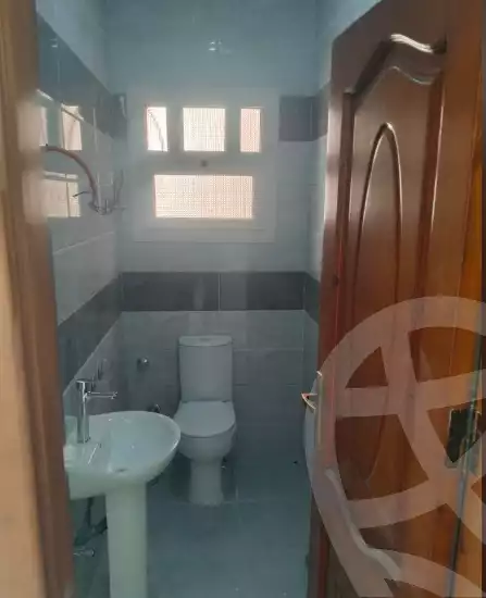 https://aqarmap.com.eg/en/listing/5249185-for-rent-cairo-mokattam-compounds