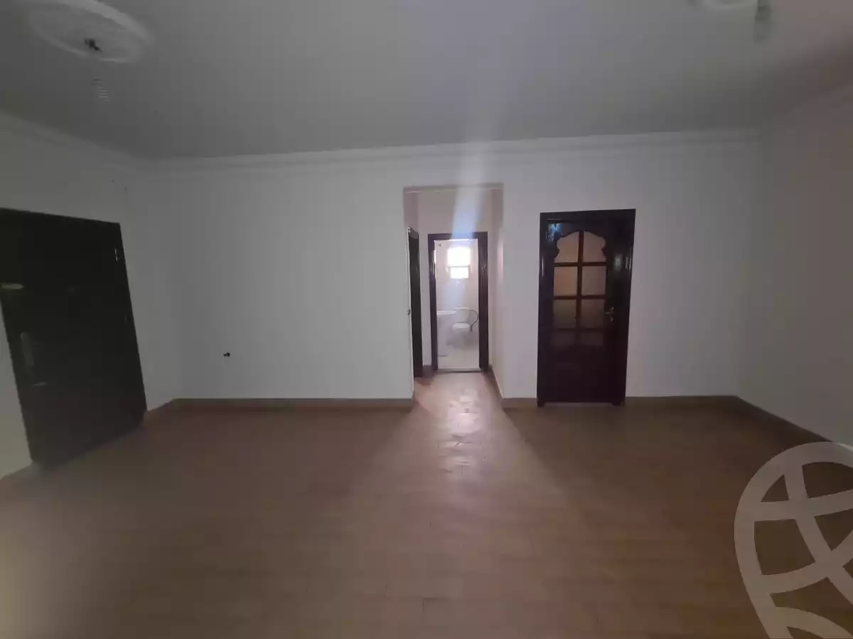 https://aqarmap.com.eg/ar/listing/5251252-for-rent-cairo-new-cairo-el-ahyaa-third-neighborhood-street-1