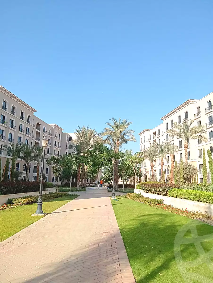 https://aqarmap.com.eg/ar/listing/5259223-for-sale-cairo-el-sheikh-zayed-city-compounds-kmbwnd-fyldj-wyst-dr-llttwyr