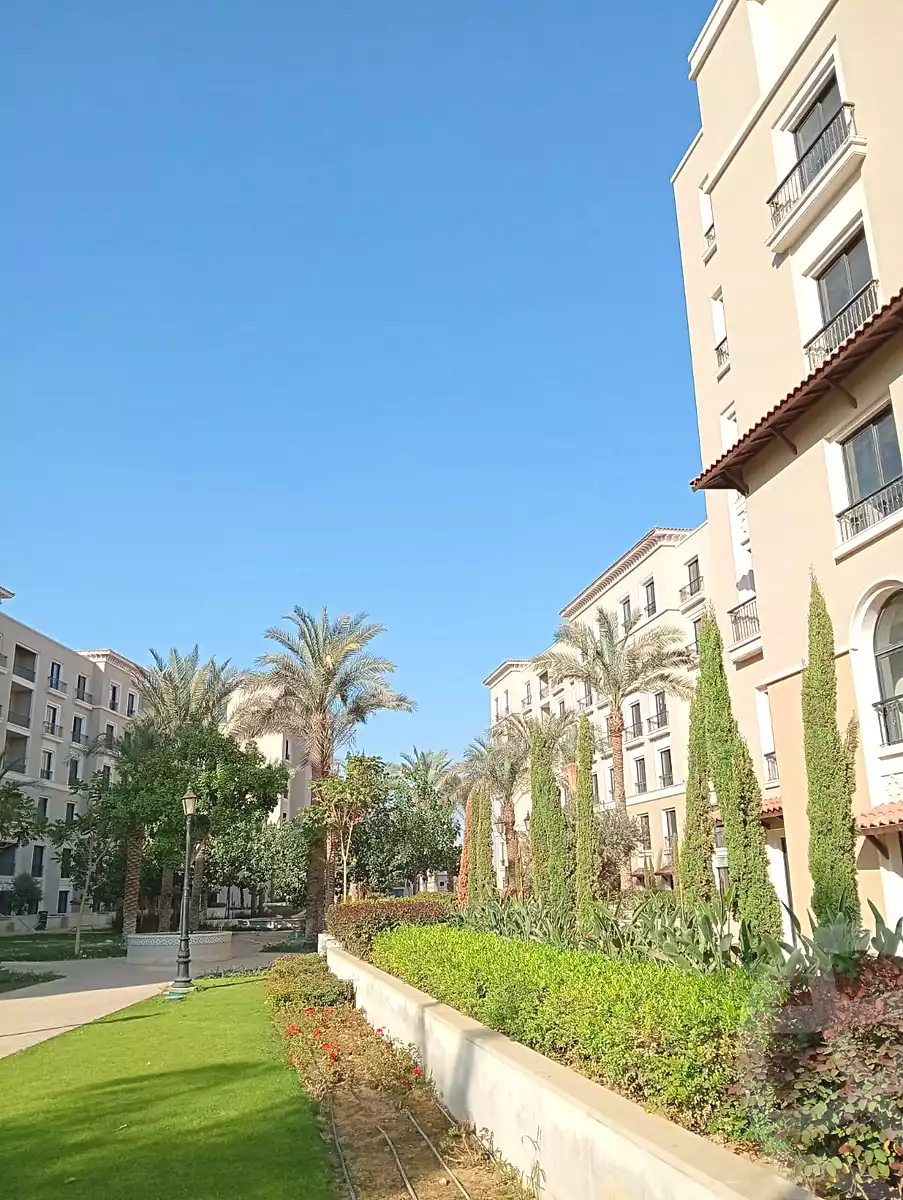 https://aqarmap.com.eg/ar/listing/5259223-for-sale-cairo-el-sheikh-zayed-city-compounds-kmbwnd-fyldj-wyst-dr-llttwyr