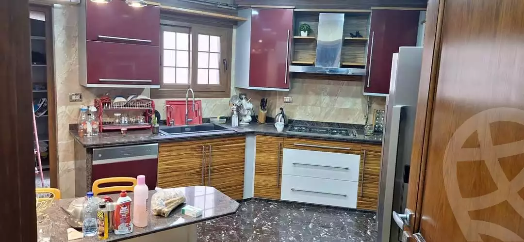https://aqarmap.com.eg/ar/listing/5259301-for-rent-cairo-new-cairo-lrhb-city-phase-5-ibn-al-nafees-st