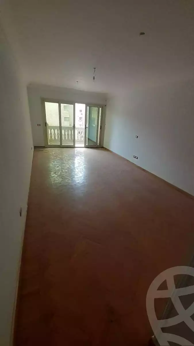https://aqarmap.com.eg/en/listing/5262227-for-sale-alexandria-lauran-shr-bd-lhmyd-ldyb