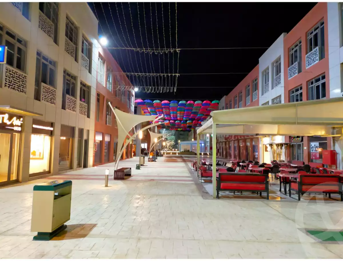 https://aqarmap.com.eg/en/listing/5227221-for-sale-cairo-el-sheikh-zayed-city-compounds-the-courtyard-mall-dorra