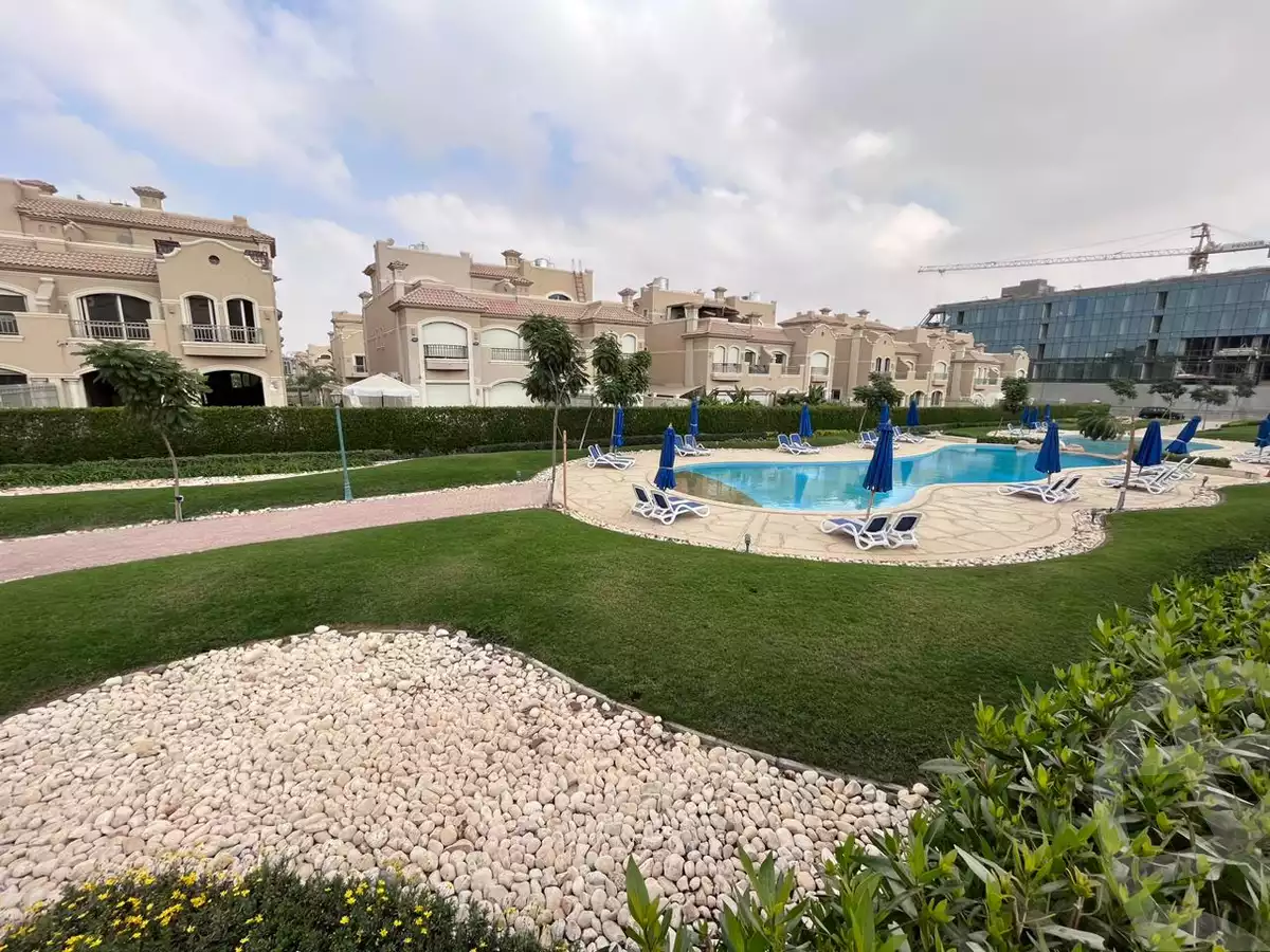 https://aqarmap.com.eg/en/listing/5266372-for-sale-cairo-new-cairo-compounds-el-patio-oro