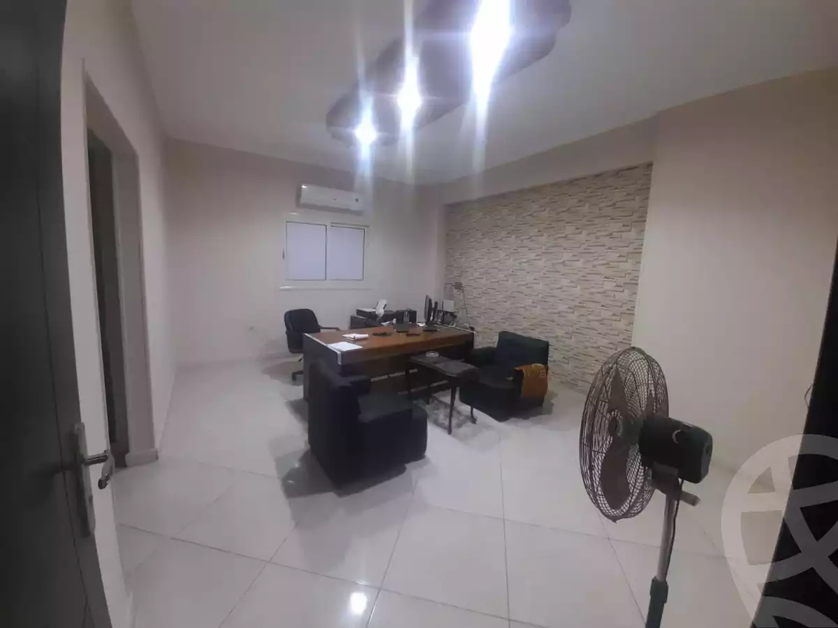 https://aqarmap.com.eg/en/listing/5271433-for-rent-cairo-helwan-kwrnysh-hlwn