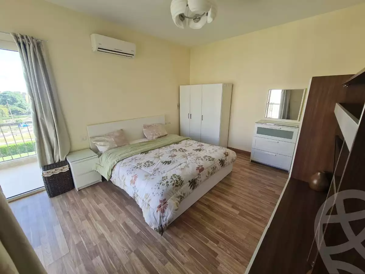 https://aqarmap.com.eg/en/listing/5277208-for-sale-cairo-el-sheikh-zayed-city-compounds-dh-drys