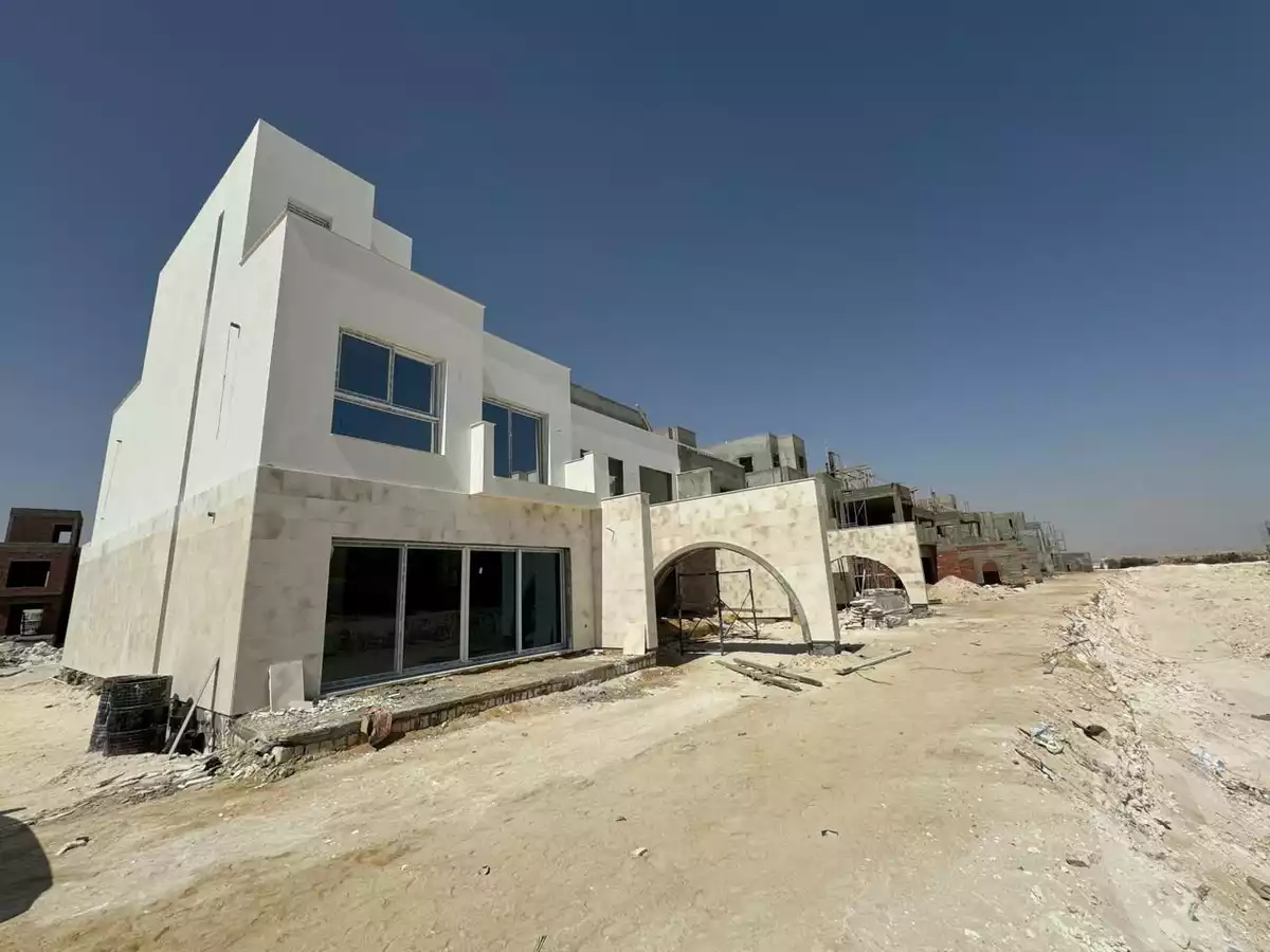 https://aqarmap.com.eg/en/listing/5277397-for-sale-cairo-el-sheikh-zayed-city-lshykh-zyd-ljdyd-naia-west