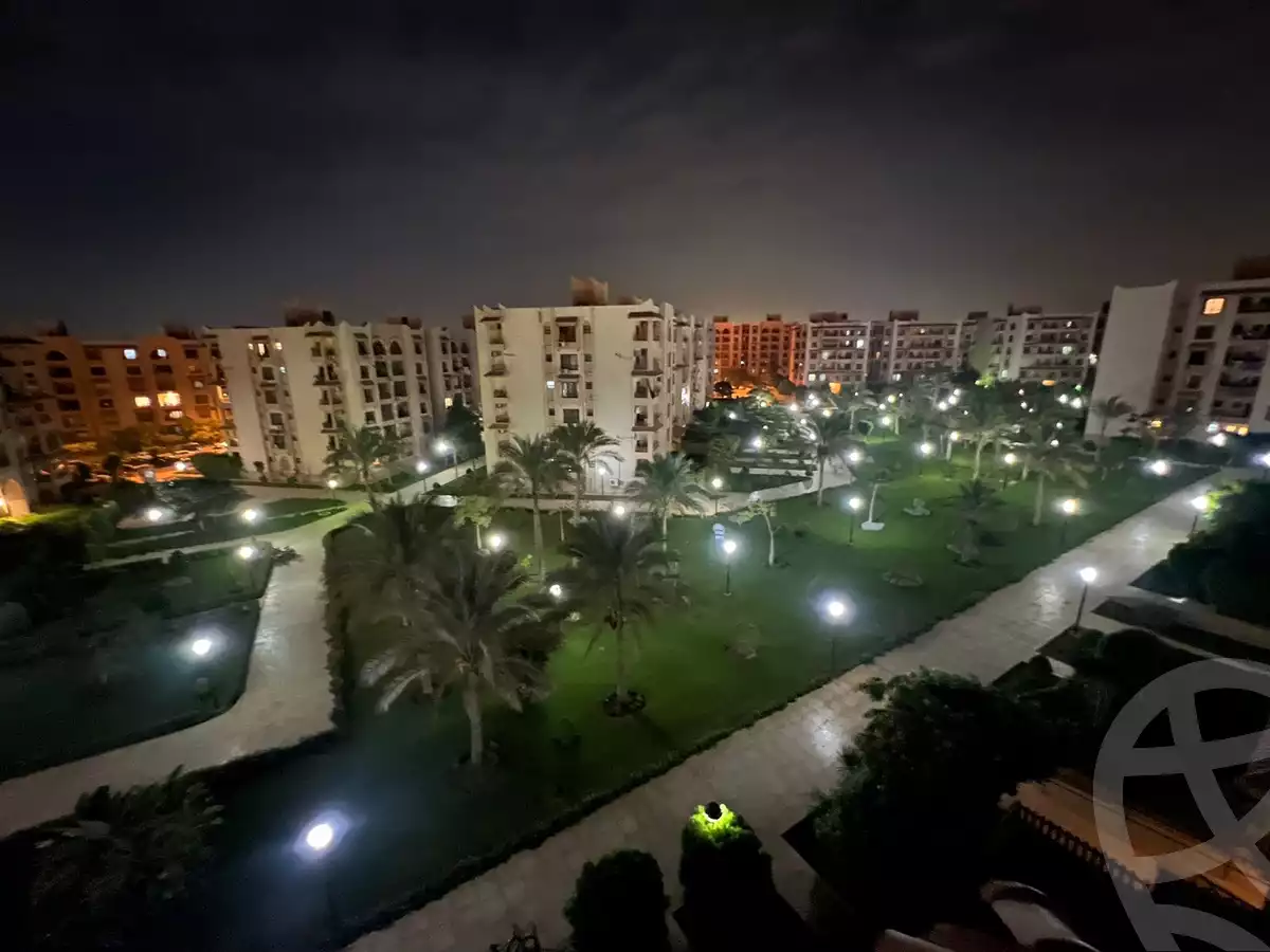 https://aqarmap.com.eg/ar/listing/5285568-for-rent-cairo-new-cairo-lrhb-city-phase-5-talaat-mostafa-st