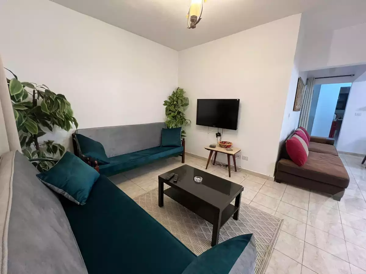 https://aqarmap.com.eg/ar/listing/5285568-for-rent-cairo-new-cairo-lrhb-city-phase-5-talaat-mostafa-st