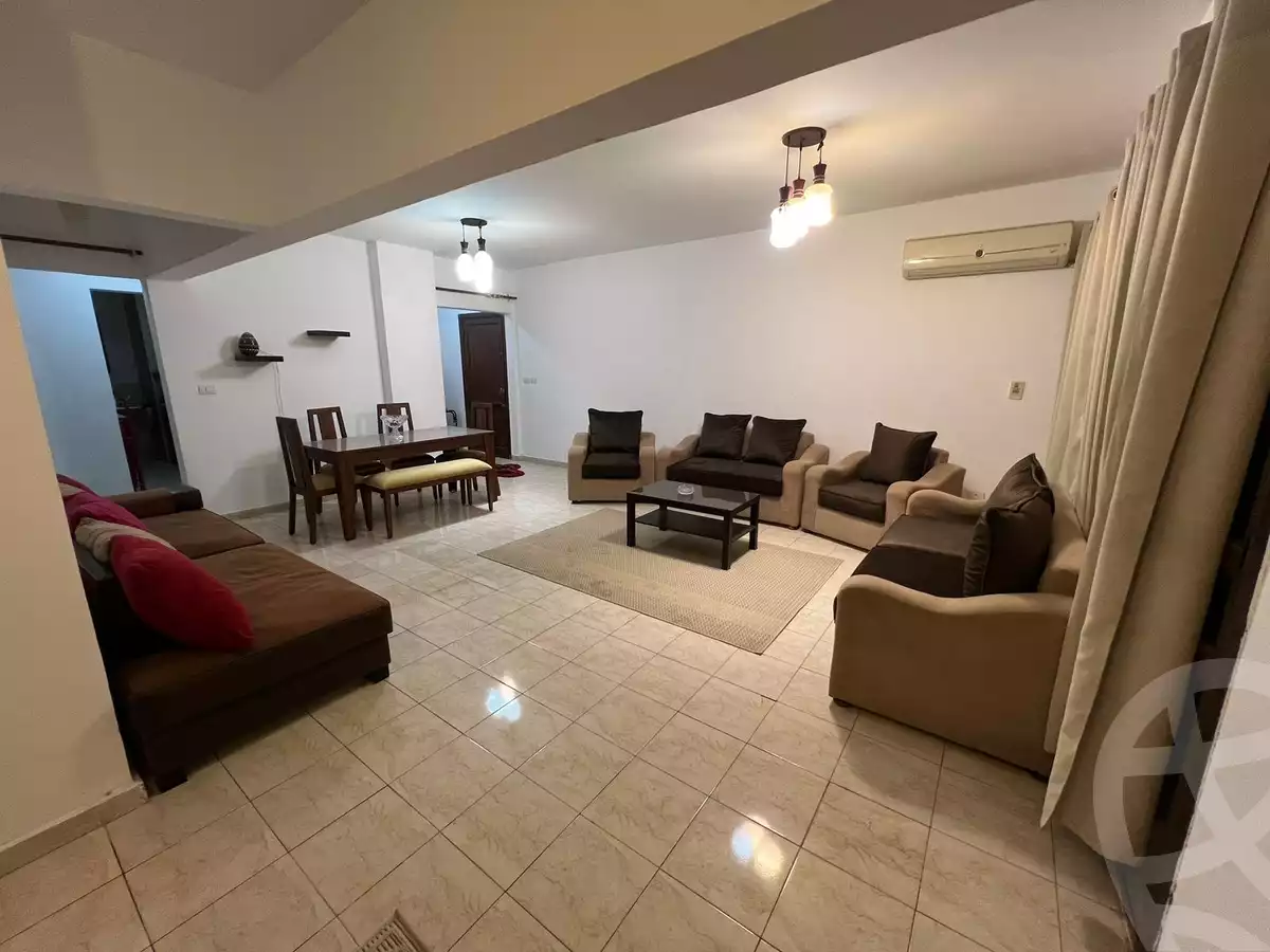 https://aqarmap.com.eg/ar/listing/5285568-for-rent-cairo-new-cairo-lrhb-city-phase-5-talaat-mostafa-st