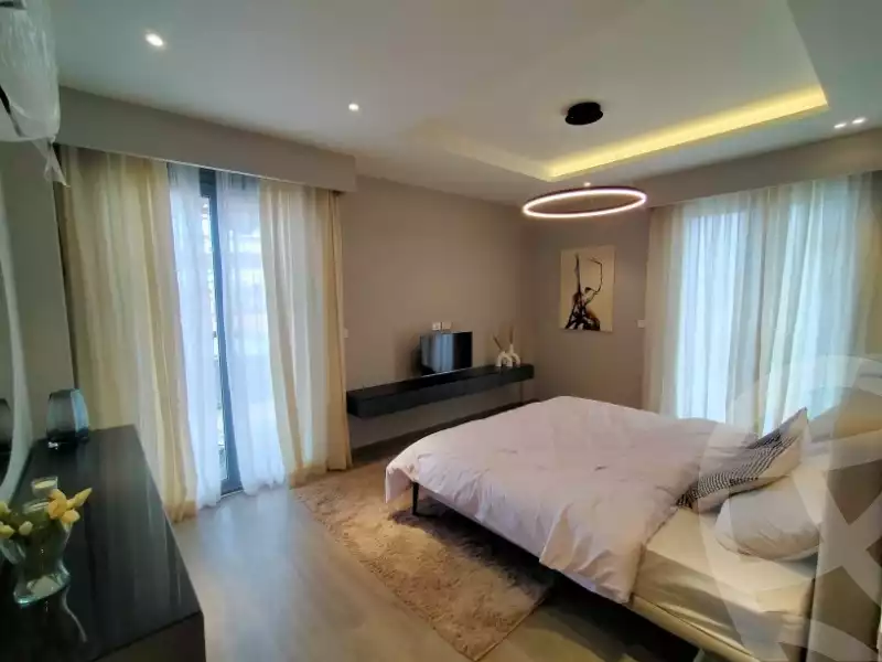 https://aqarmap.com.eg/ar/listing/5287642-for-sale-cairo-el-sheikh-zayed-city-compounds-kmbwnd-fyldj-wyst-dr-llttwyr