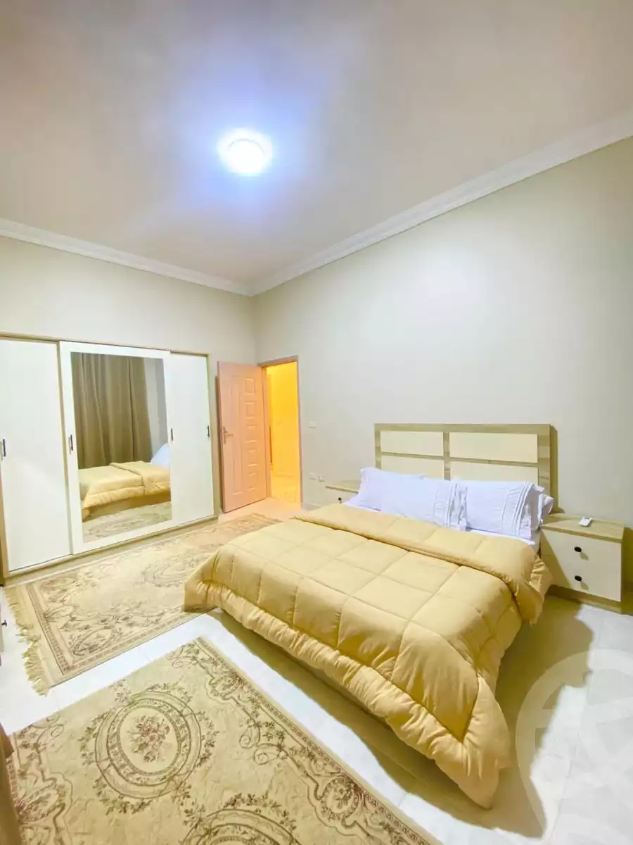 https://aqarmap.com.eg/en/listing/5287648-for-rent-cairo-new-cairo-compounds-el-mostashareen-compound