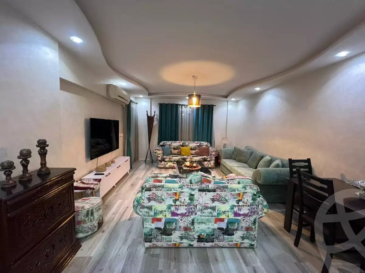 https://aqarmap.com.eg/en/listing/5288746-for-rent-cairo-new-cairo-lrhb-city-phase-8