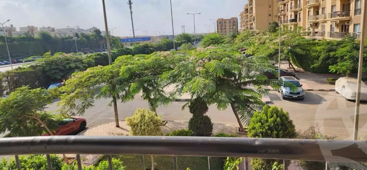 https://aqarmap.com.eg/en/listing/5288746-for-rent-cairo-new-cairo-lrhb-city-phase-8