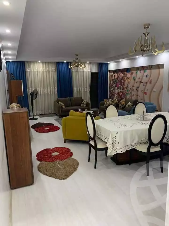 https://aqarmap.com.eg/en/listing/5294154-for-sale-cairo-new-cairo-lrhb-city-phase-8