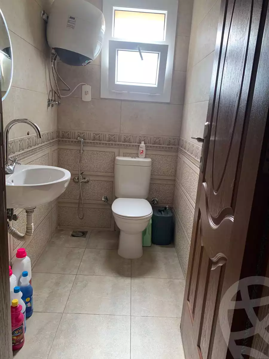 https://aqarmap.com.eg/en/listing/5294154-for-sale-cairo-new-cairo-lrhb-city-phase-8