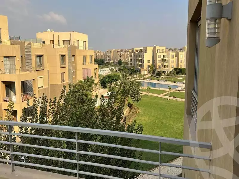 https://aqarmap.com.eg/en/listing/5294170-for-sale-cairo-6th-of-october-compounds-palm-parks