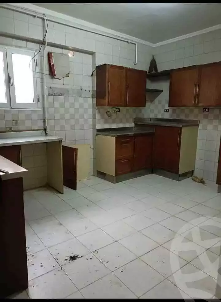 https://aqarmap.com.eg/en/listing/5296638-for-rent-cairo-mokattam-lhdb-l-ly-shareaa-9