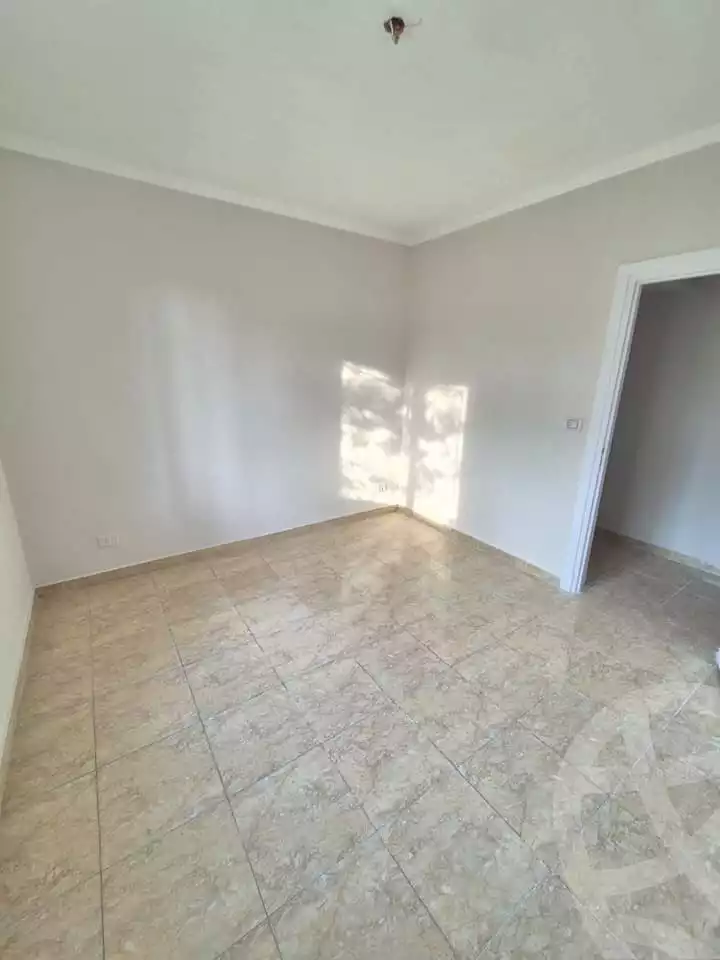 https://aqarmap.com.eg/en/listing/5298582-for-rent-cairo-new-cairo-lrhb-city-malls-and-markets