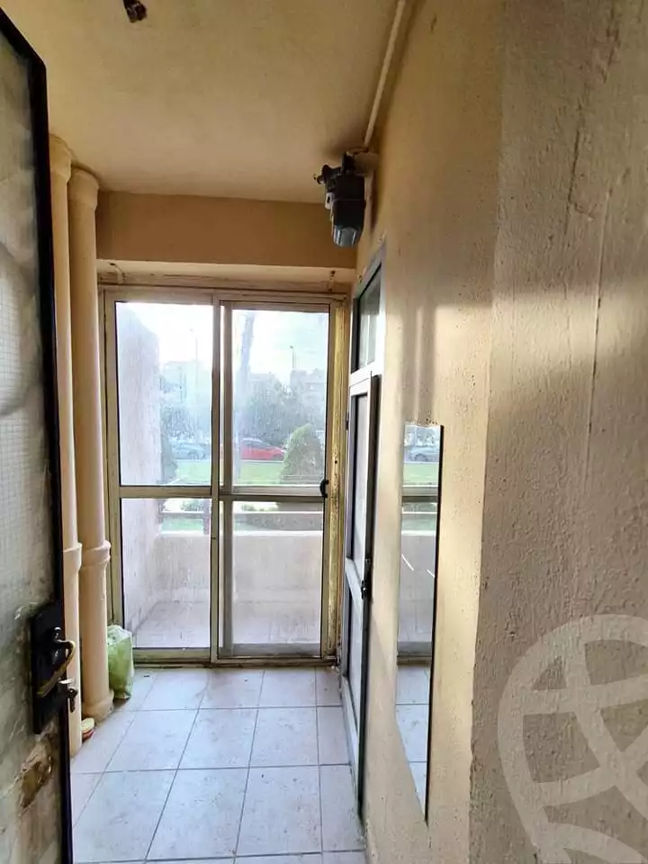 https://aqarmap.com.eg/en/listing/5298582-for-rent-cairo-new-cairo-lrhb-city-malls-and-markets