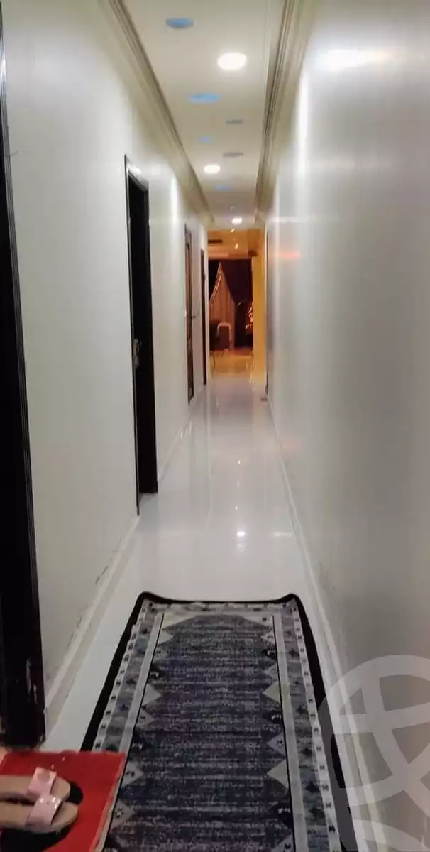 https://aqarmap.com.eg/en/listing/5298883-for-sale-alexandria-el-asafra-street-528-st