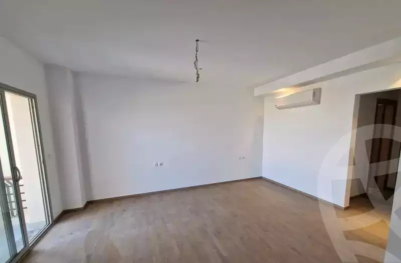 https://aqarmap.com.eg/en/listing/5303743-for-rent-cairo-mokattam