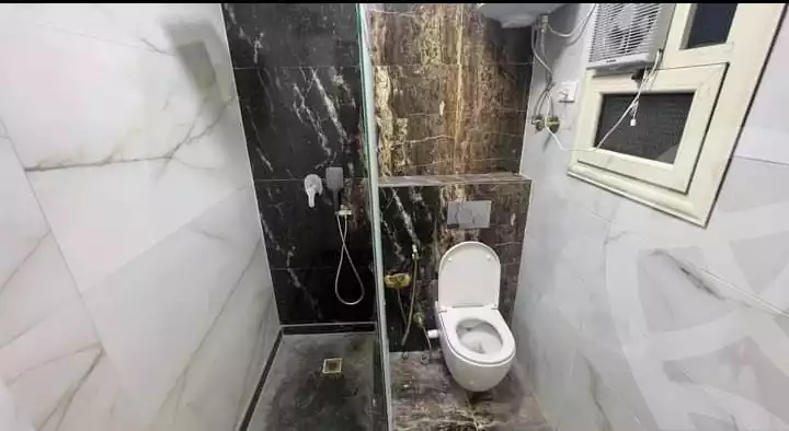 https://aqarmap.com.eg/en/listing/5303779-for-rent-cairo-el-mohandesen-abd-el-moneam-riad-st