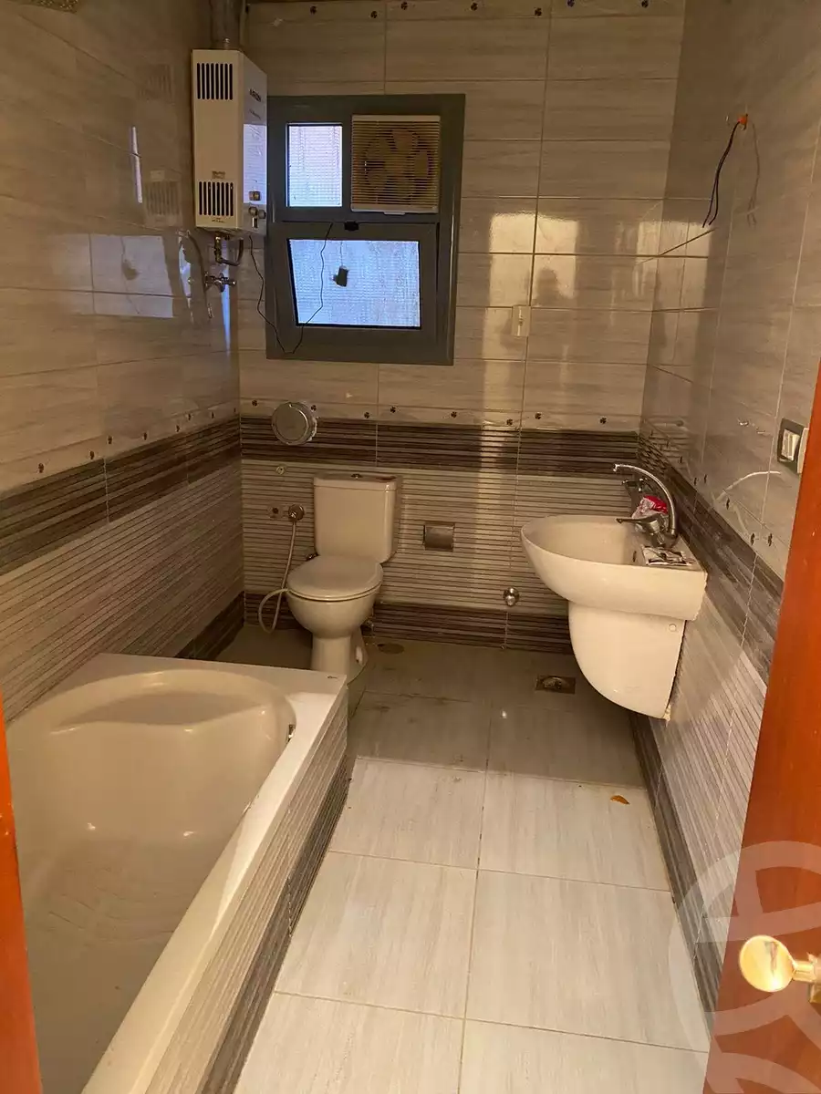 https://aqarmap.com.eg/en/listing/5307727-for-rent-cairo-mokattam-el-hadabah-el-wosta-el-mantaqa-el-olaa