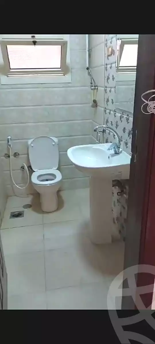 https://aqarmap.com.eg/en/listing/5308646-for-rent-cairo-el-sheikh-zayed-city-el-hay-elsabeaa-lsf