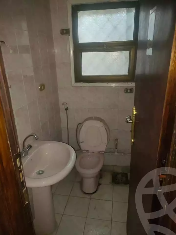 https://aqarmap.com.eg/en/listing/5308980-for-rent-cairo-el-maadi-kornish-el-maadi