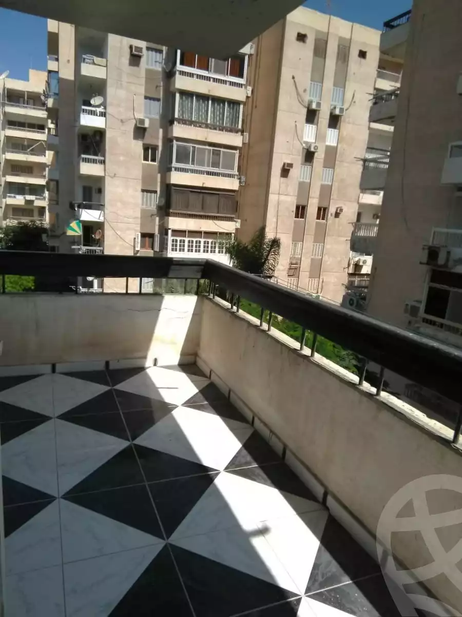 https://aqarmap.com.eg/ar/listing/5309301-for-sale-alexandria-lm-mwr-lm-mwr-lshty-yousef-el-sebaaey