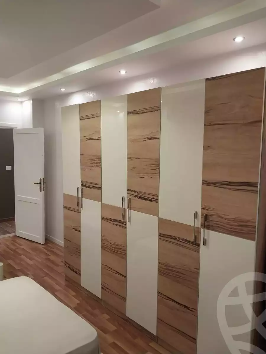 https://aqarmap.com.eg/en/listing/5310026-for-rent-cairo-new-cairo-lrhb-city-malls-and-markets