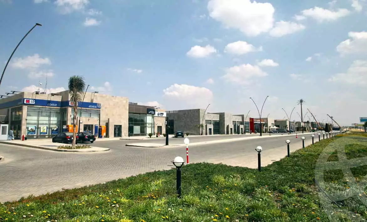 https://aqarmap.com.eg/en/listing/5312912-for-rent-cairo-el-sheikh-zayed-city-compounds-zed-strip-mall-ora