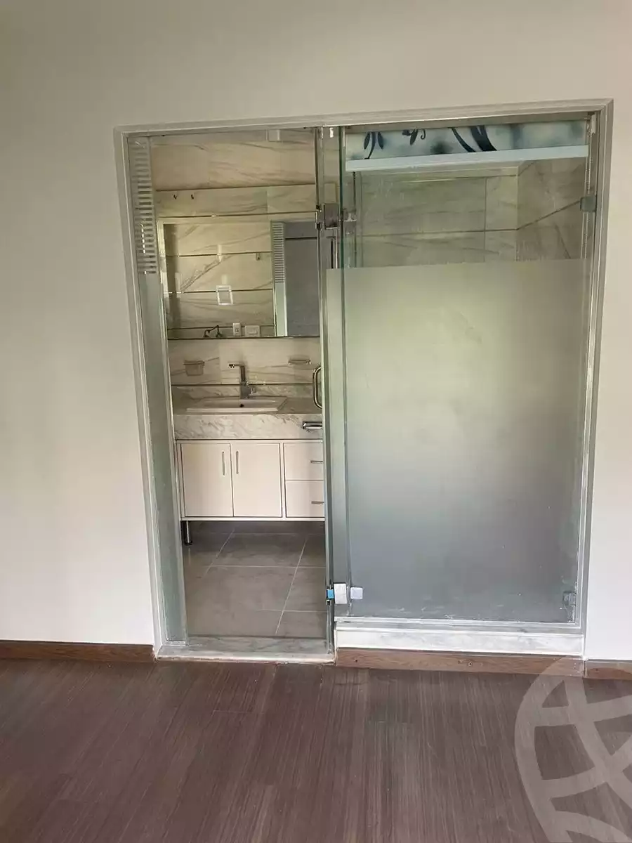 https://aqarmap.com.eg/ar/listing/5314094-for-rent-cairo-new-cairo-lrhb-city-malls-and-markets