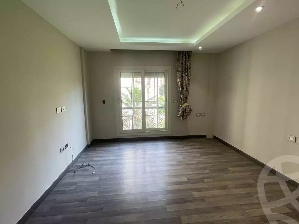 https://aqarmap.com.eg/ar/listing/5314094-for-rent-cairo-new-cairo-lrhb-city-malls-and-markets