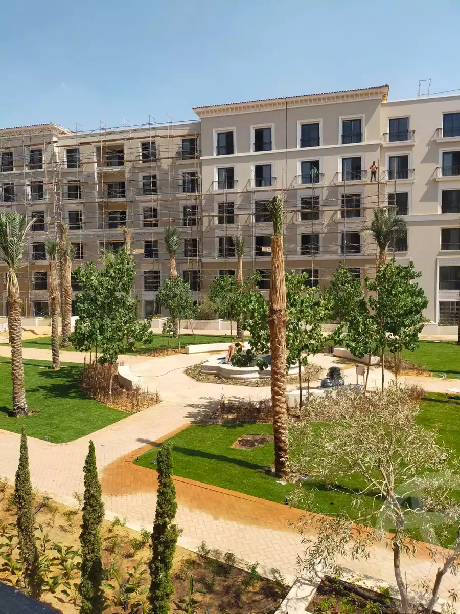 https://aqarmap.com.eg/en/listing/5314816-for-sale-cairo-el-sheikh-zayed-city-compounds-kmbwnd-fyldj-wyst-dr-llttwyr