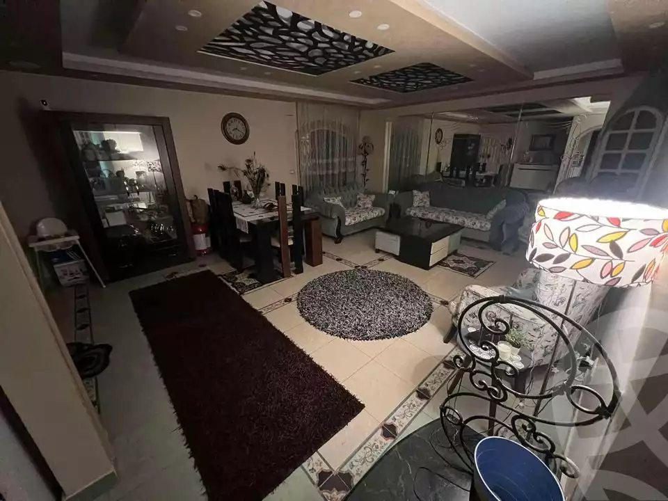 https://aqarmap.com.eg/en/listing/5316548-for-sale-cairo-mokattam-lhdb-l-ly-el-naforah-square