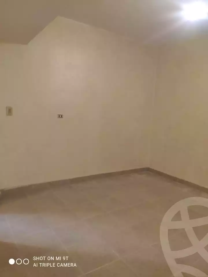 https://aqarmap.com.eg/ar/listing/5318228-for-rent-cairo-mokattam-lhdb-l-ly-shareaa-9