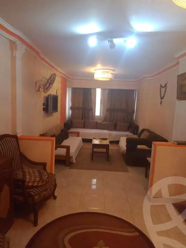 https://aqarmap.com.eg/ar/listing/5318957-for-rent-cairo-mokattam-lhdb-l-ly-shareaa-9