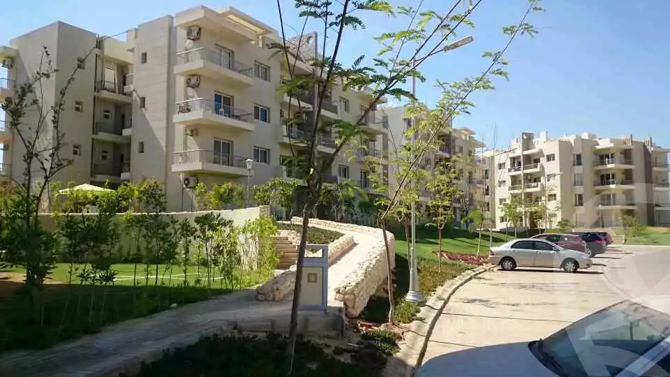 https://aqarmap.com.eg/en/listing/5328869-for-rent-cairo-el-sheikh-zayed-city-compounds-dh-drys