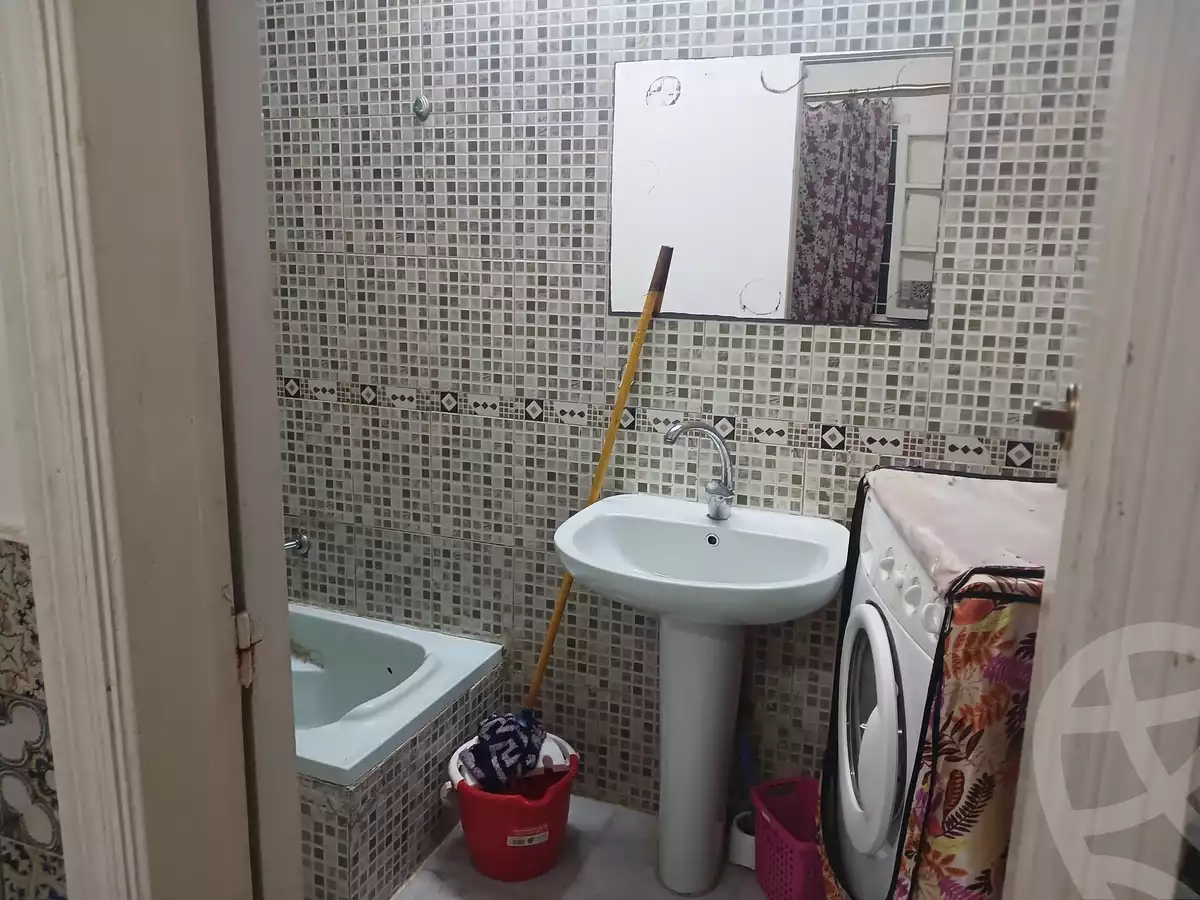 https://aqarmap.com.eg/en/listing/5330270-for-rent-cairo-el-agouza-shaheen-st