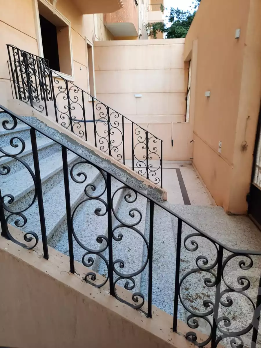 https://aqarmap.com.eg/en/listing/5330374-for-sale-cairo-6th-of-october-el-ahyaa-neighborhood-4th-neighbourhood-1