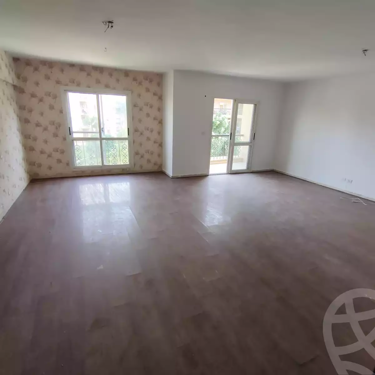 https://aqarmap.com.eg/en/listing/5331701-for-rent-cairo-new-cairo-lrhb-city-phase-8