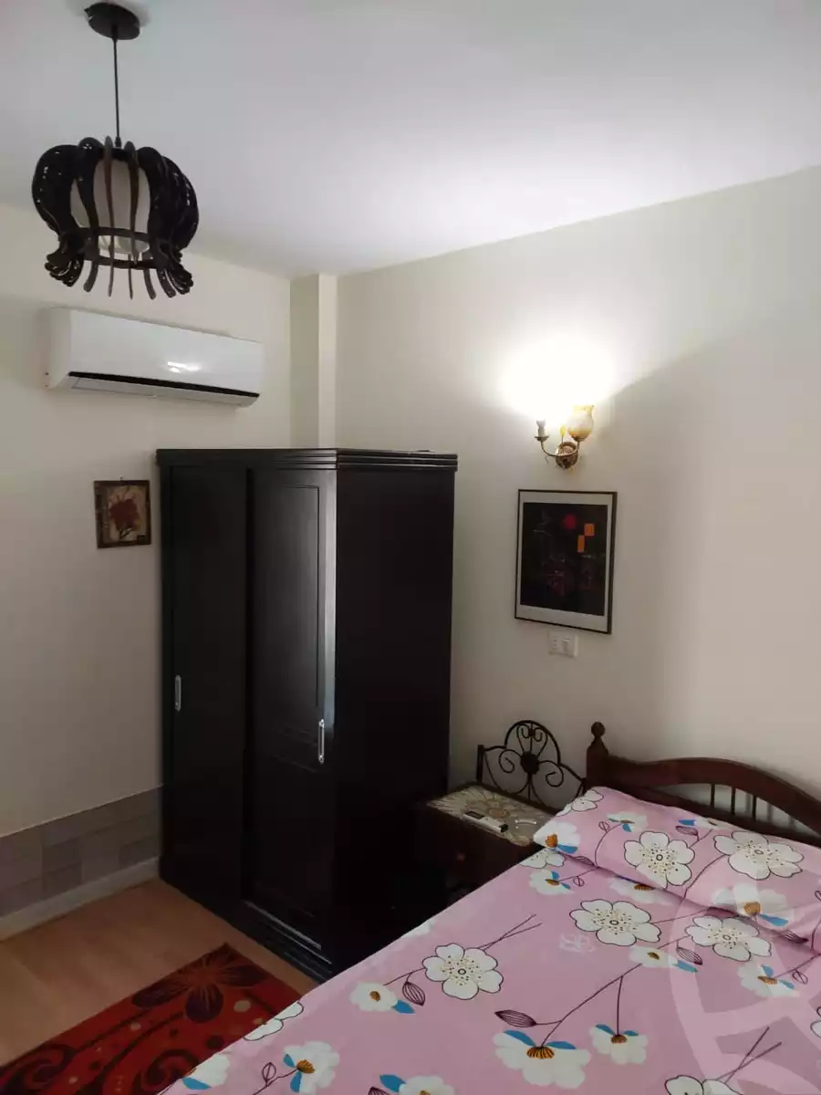 https://aqarmap.com.eg/en/listing/5334420-for-sale-cairo-new-cairo-lrhb-city-phase-3-umm-kolthom-st